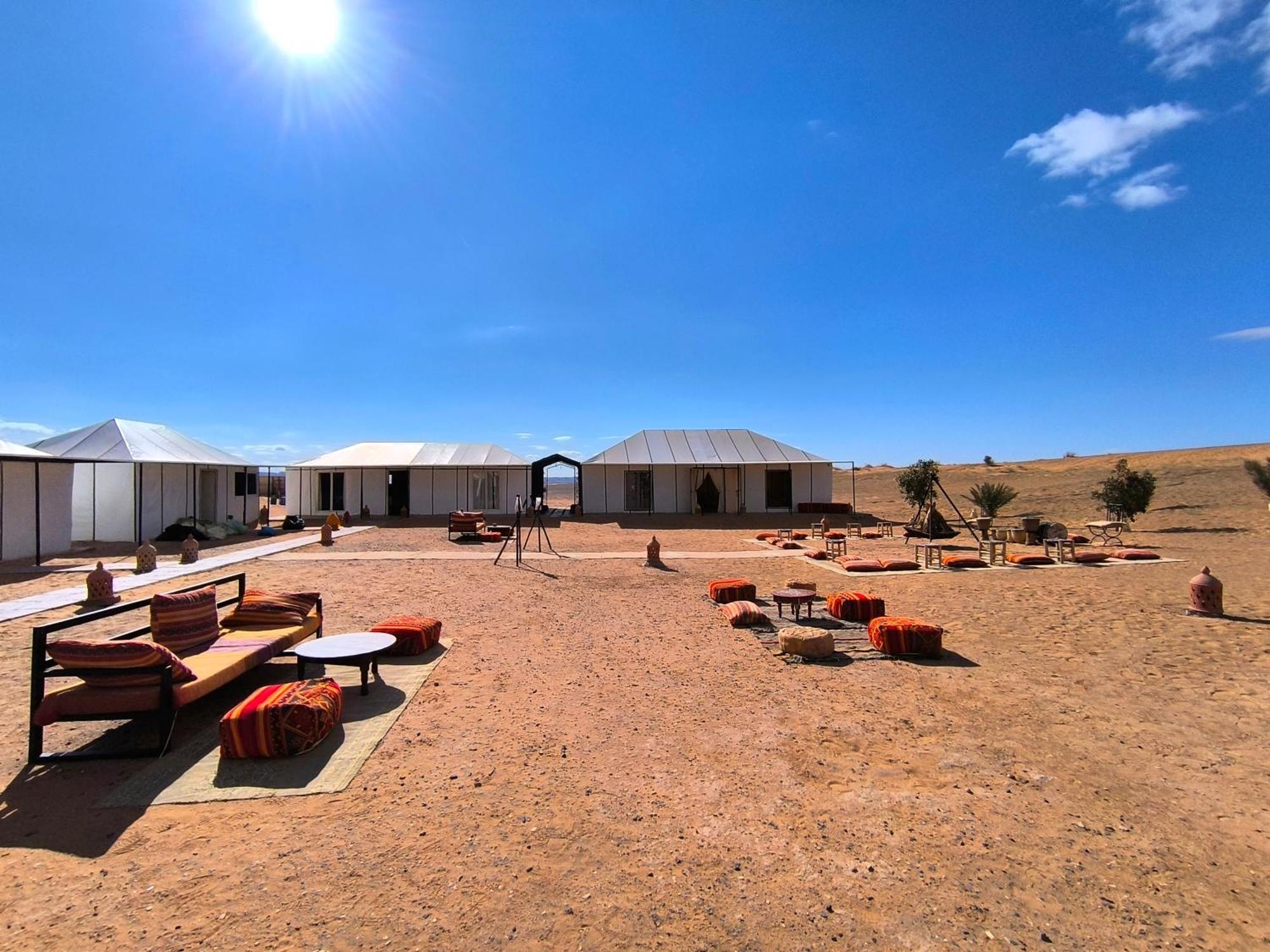 Luxury Bega Camp Hotel Merzouga Exterior foto