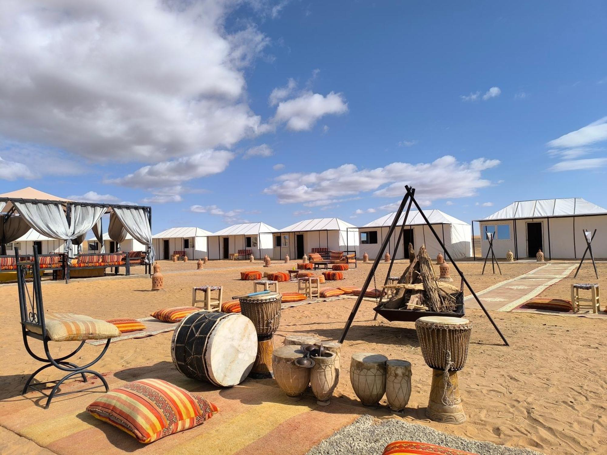 Luxury Bega Camp Hotel Merzouga Exterior foto