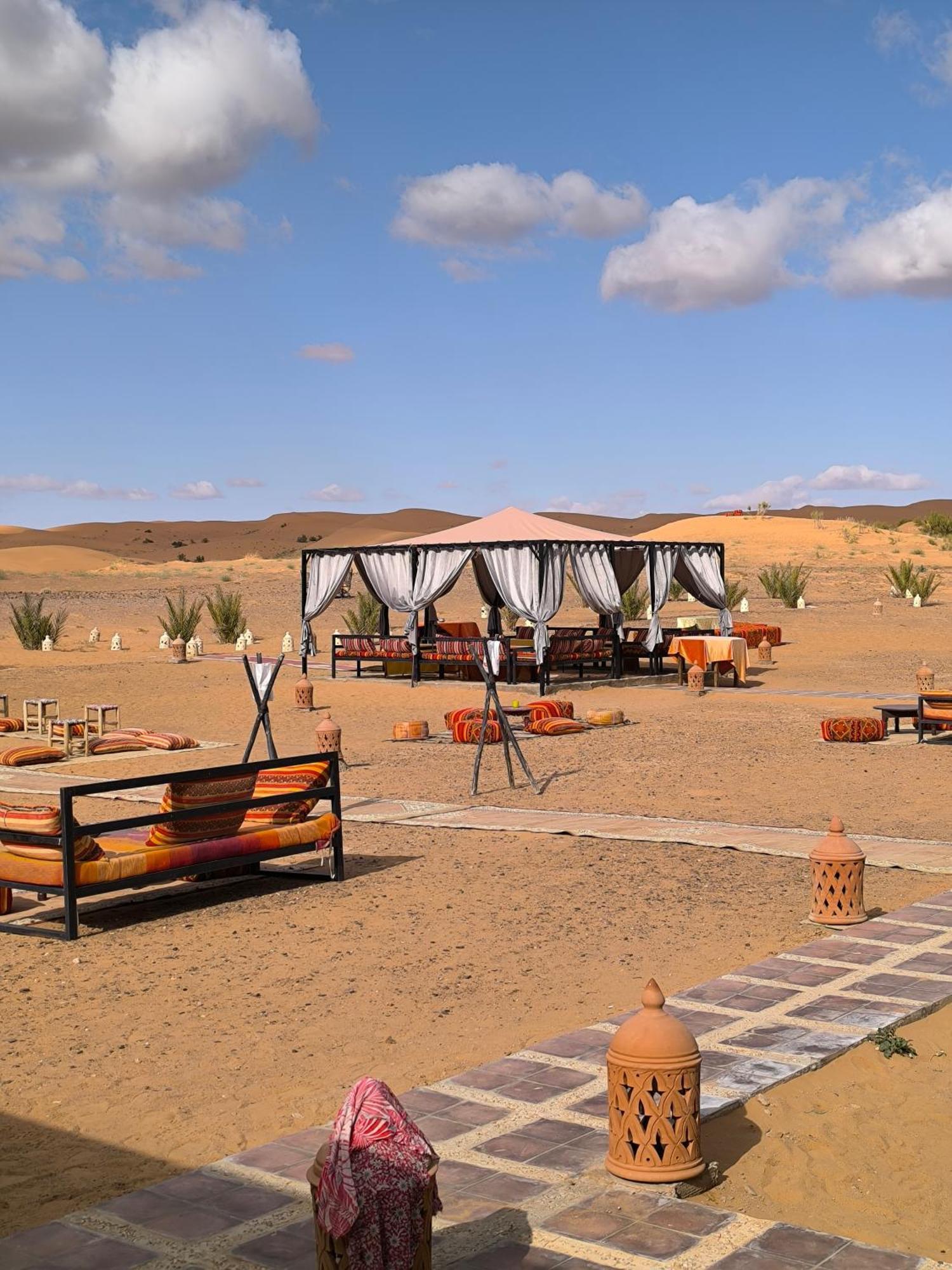 Luxury Bega Camp Hotel Merzouga Exterior foto