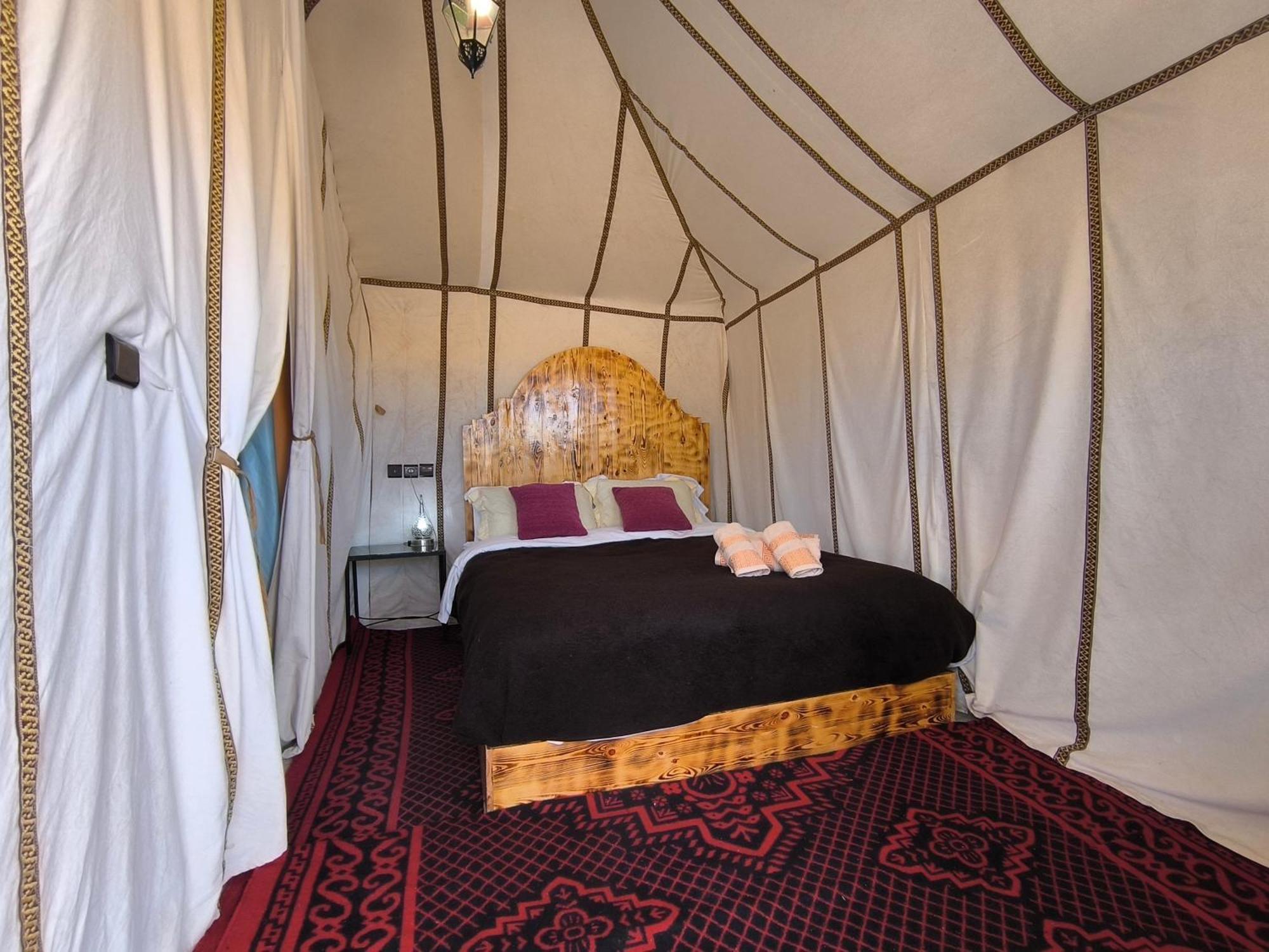 Luxury Bega Camp Hotel Merzouga Exterior foto