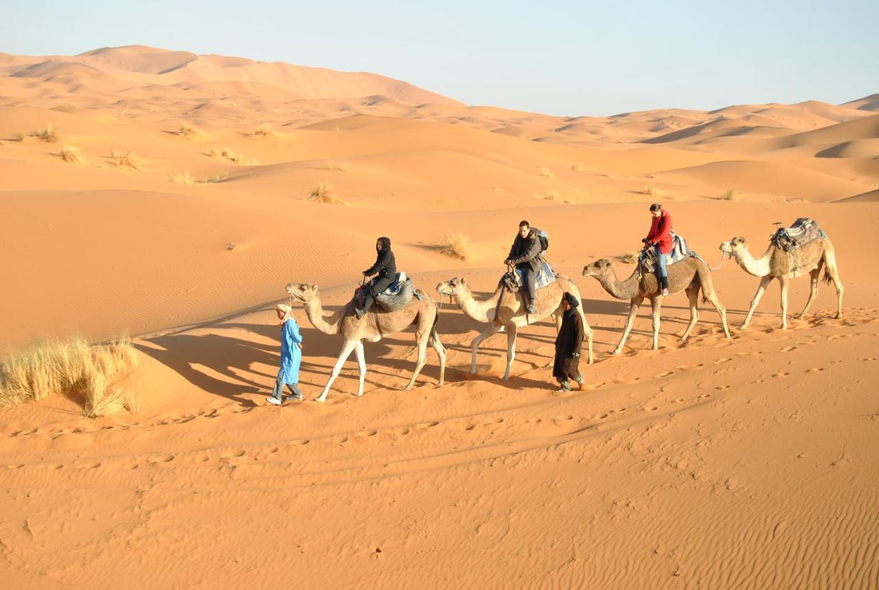 Luxury Bega Camp Hotel Merzouga Exterior foto